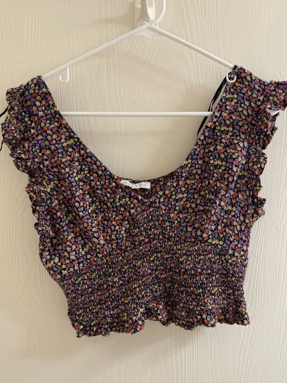 Patrons of Peace Floral Smocked Crop Top in Black & Pink Size Small